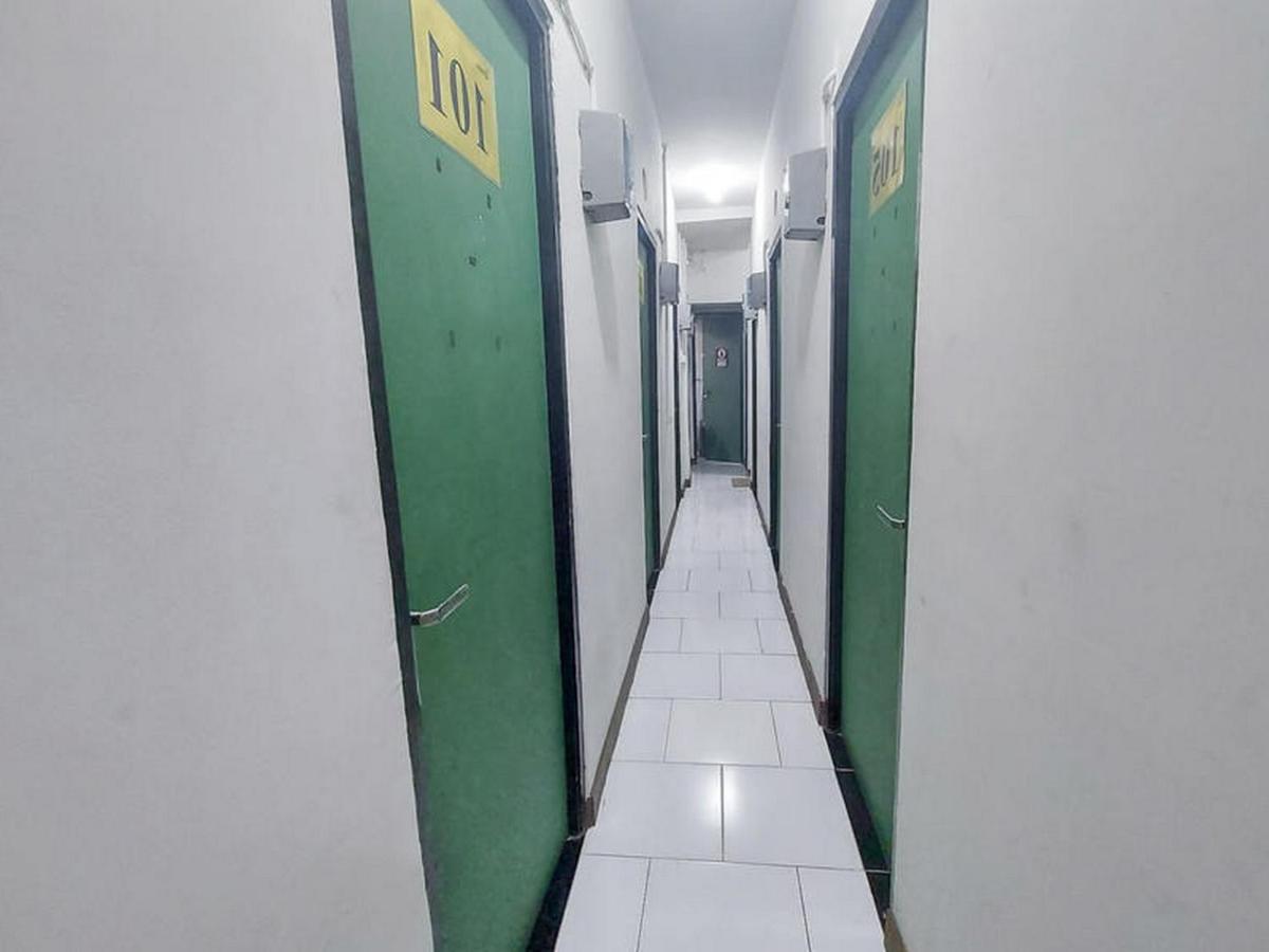 Marson Taman Mahkota Syariah Residence RedPartner Tangerang Bagian luar foto